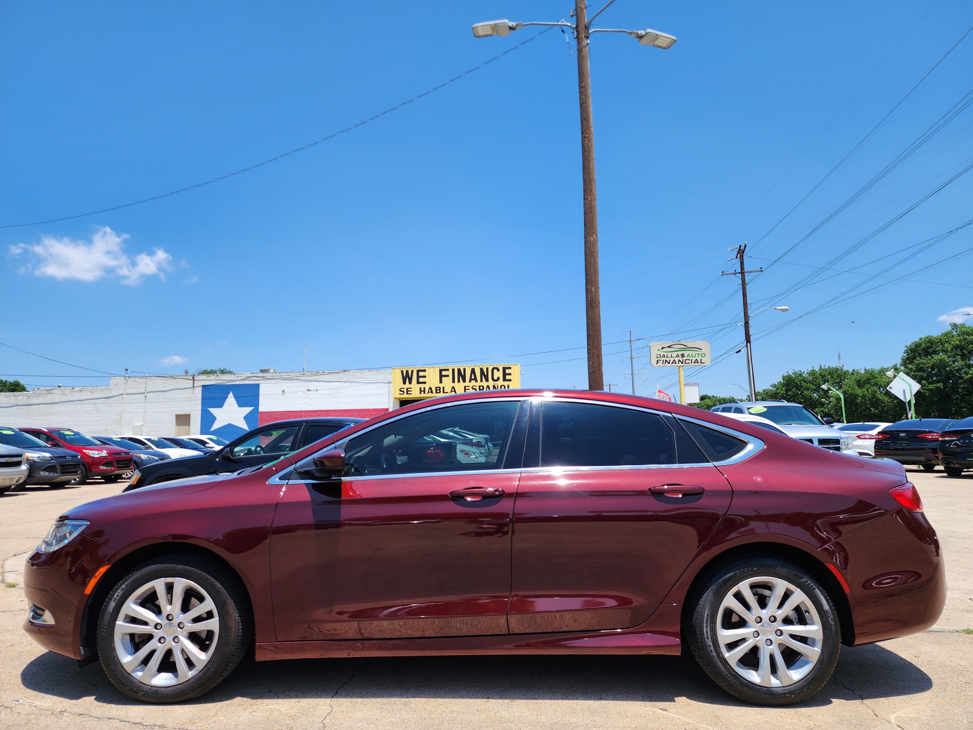 2015 Chrysler 200 Limited (1C3CCCABXFN) with an 2.4L L4 DOHC 16V engine, 9-Speed Automatic transmission, located at 2660 S.Garland Avenue, Garland, TX, 75041, (469) 298-3118, 32.885387, -96.656776 - Welcome to DallasAutos4Less, one of the Premier BUY HERE PAY HERE Dealers in the North Dallas Area. We specialize in financing to people with NO CREDIT or BAD CREDIT. We need proof of income, proof of residence, and a ID. Come buy your new car from us today!! This is a very well cared for 2015 Ch - Photo #6